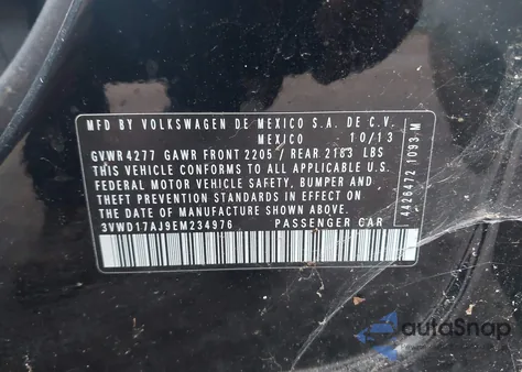 2014 Volkswagen Jetta 1.8T Se z USA, uszkodzony, nr VIN 3VWD17AJ9EM234976